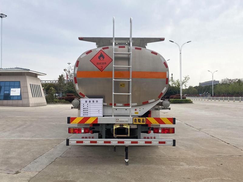 油罐車，運(yùn)油車，油罐車價格，楚勝汽車集團(tuán)